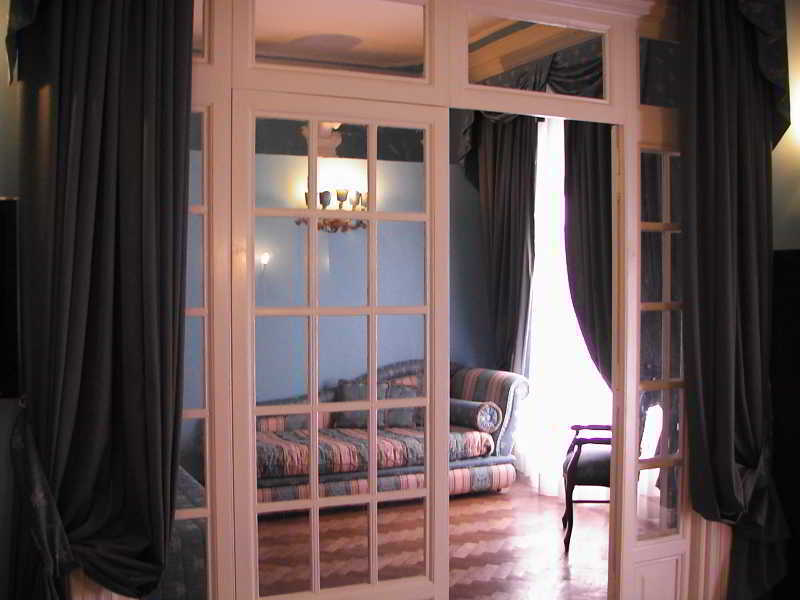 Episcopo Lipinsky Luxury Suites Rome Exterior photo
